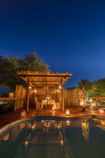 Dinaka Lodge: Dinner unter Sternen