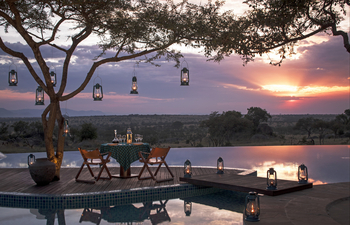 Four Seasons Safari Lodge: Laternendinner