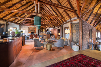 Hoodia Desert Lodge: Lounge und Bar