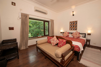 Khem Villas: Family Room - Fenster zum Garten