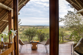 Naboisho Camp: Orangensaft am Zelt