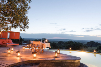 Serengeti Bushtops: Private Dinner am Pool