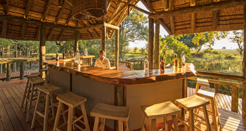 Camp Moremi: Zentrale Einrichtungen