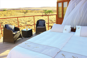 Namib Dune Star Camp Namib Dune Star Camp: Ausgerolltes Bett