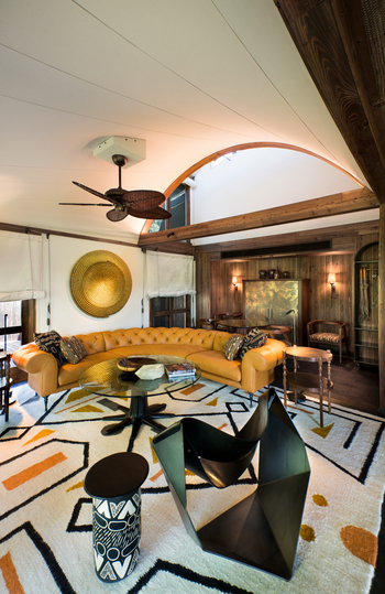 Xigera Safari Lodge Xigera Safari Lodge: Sofa