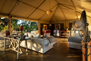 Ingwe Pan Camp: Lounge