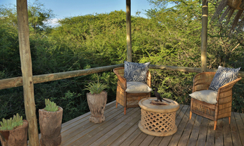 Chobe Bakwena Lodge Chobe Bakwena Lodge: Treetop Chalet - Veranda