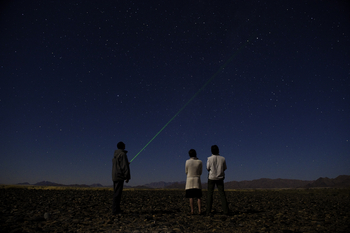 Kulala Desert Lodge: Sternenbeobachtung mit Laserpointer