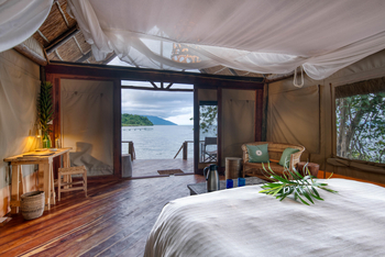 Mbali Mbali Mahale Lodge: Blick aus dem Schlafzimmer