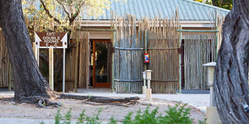 Namutoni Camp: Zugang zu einem Guest Room