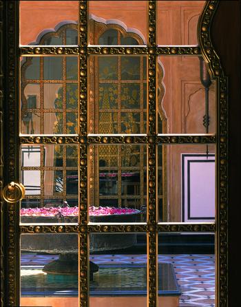 The Oberoi Rajvilas: Inner Courtyard
