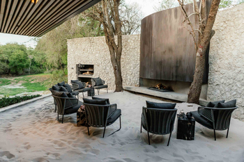 Cheetah Plains Mapogo House: Boma