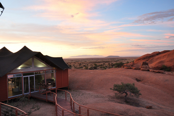 Spitzkoppen Lodge: Zugang zum Restaurant