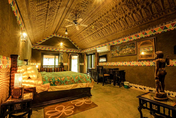 Syna Tiger Resort: Chhattisgarh - Kassettendecke