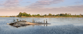 Thorntree River Lodge Thorntree River Lodge: Sundowner Island