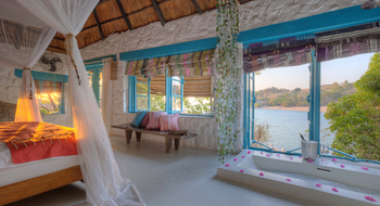 Kaya Mawa Kaya Mawa: Mbungo Room mit privatem Steg