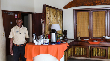 Lianshulu Lodge Lianshulu Lodge: Kellner