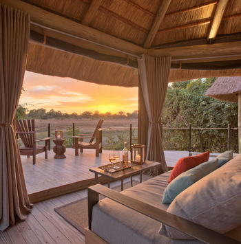 Lion Camp Lion Camp: Blick Richtung Sonne