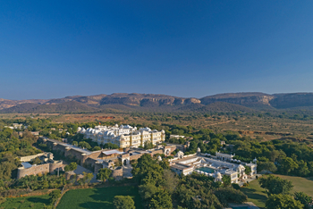 Nahargarh: Lage vor den Aravalli Hills und Ranthambore