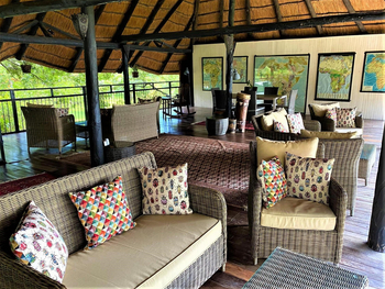 Waterberry Zambezi Lodge: Lounge