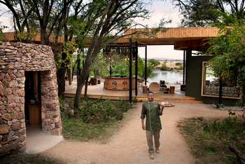 andBeyond Grumeti Serengeti River Lodge: Welcome Drink