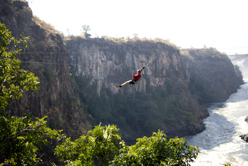 Ilala Lodge: Ziplining