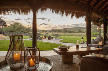 Okonjima Luxury Bush Camp: Blick aus dem Restaurant