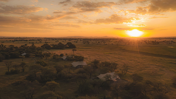 Asanja Siri Bustani Grumeti Camp: Lage in der Savanne