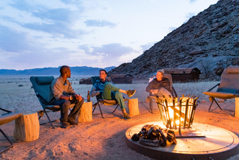 Camp Sossus: Lagerfeuer