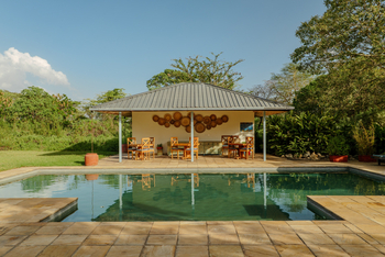 Katambuga House: Pool Pavillon