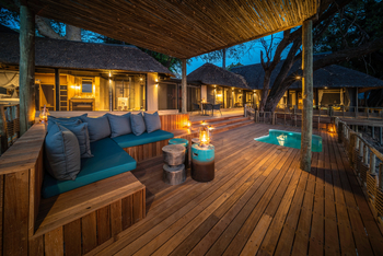 King's Pool Camp King's Pool Camp: Sunken Lounge