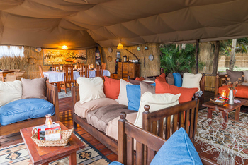 Mukambi Busanga Plains Camp: Lounge