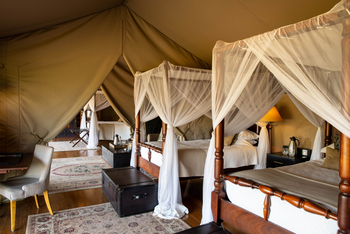 Elewana Sand River Masai Mara Camp Elewana Sand River Masai Mara Camp: Family Tent Interieur