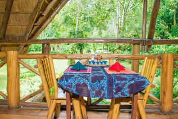 Kibale Forest Camp: Esstisch