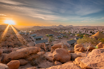 Ondjamba Hills: Sonnenaufgang