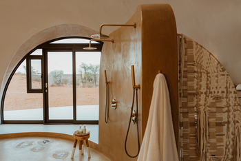 Reverie Kalahari Pod: Gästebad