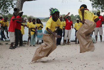 Toka Leya Camp Toka Leya Camp: Gemeinschaftsspiele