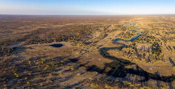 Tuludi Camp: Grasland und Mopane am Khwai River
