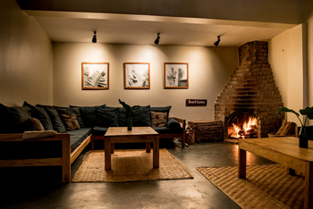 Turaco Treetops: Lounge