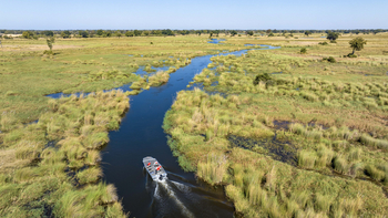 Duke's East Duke's East: Motorboot-Exkursion