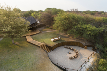 Leroo La Tau Lodge: Luftbild Boma