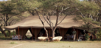 Serian Serengeti South: Unterkunft von außen