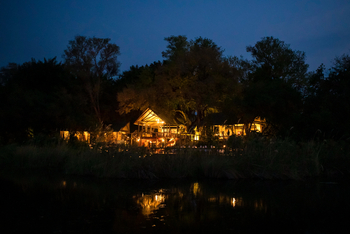 Shinde Lodge Shinde Lodge: Bei Nacht