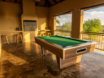 The Dune Camp: Lounge