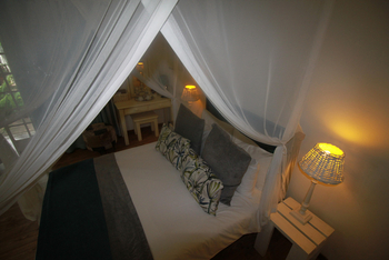 The Old House: Nachttischlampe