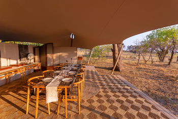 Camp Maru Camp Maru: Bastteppich im Hauptzelt