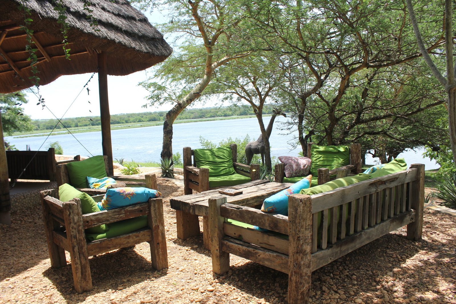 Murchison River Lodge Murchison River Lodge: Gartenlounge