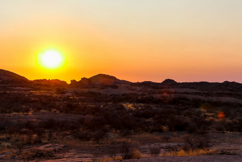 Ondudu Safari Lodge Ondudu Safari Lodge: Sunset Drive