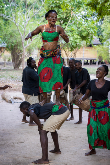 Time + Tide South Luangwa Time + Tide South Luangwa: Seka-Tanz
