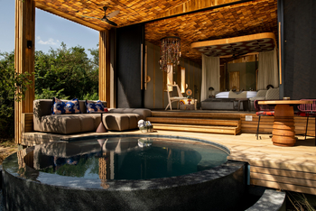 andBeyond Grumeti Serengeti River Lodge: Private Plunge Pool